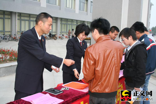 ���Ə���1