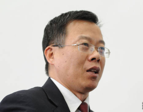 �R����:�����������z������