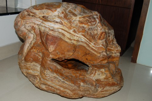 �ɾ��ղص���ʯ