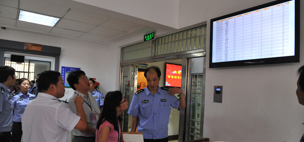 �o�a�O(ji��n)�z����300���(xi��ng)��(zh��)���ƶ� Ҏ(gu��)���񾯈�(zh��)���О�