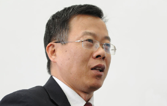 �R����:�����������z������