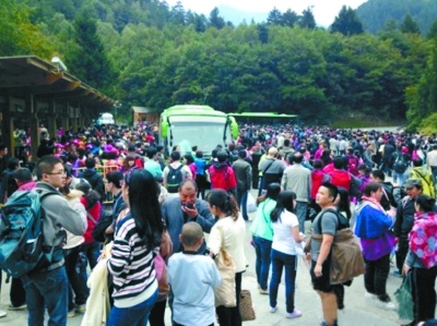 ���^(q��)���d������