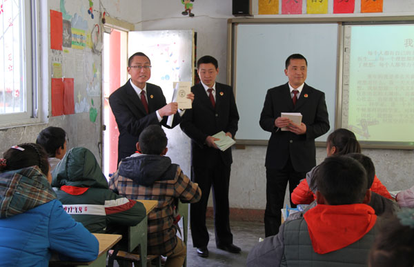 ���԰��f����