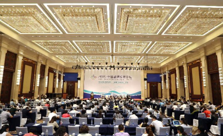 ��2015���Ї�(gu��)�½��l(f��)չՓ�����ڞ���ľ�R�]Ļ