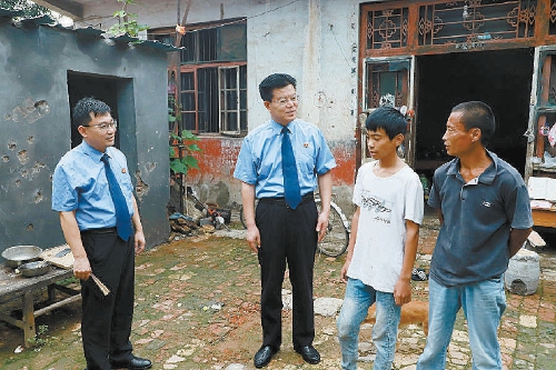 守護貧困學生的“上學夢”